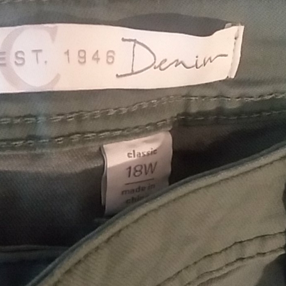 Jeans - Picture 3 of 5